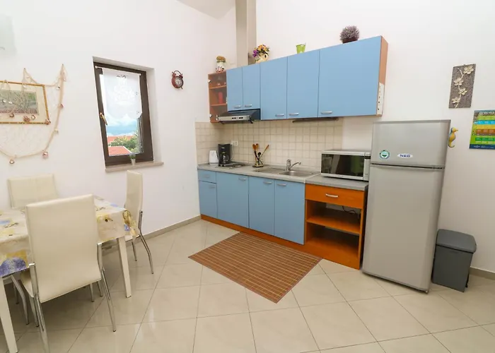 With Parking Spaces Baska, Krk - 19530 Apartman *