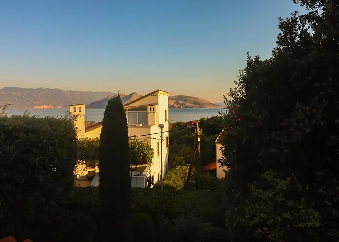 With Parking Spaces Baska, Krk - 19530 Apartmán Baška