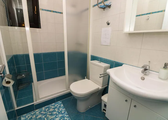 Apartmán With Parking Spaces Baska, Krk - 19530 Baška